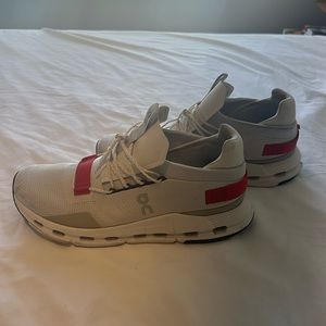 On Running Shoes M11